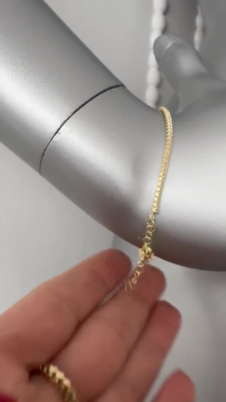 Bracciale Tennis Donna Placcato Oro Bianco Con Zirconia Cubica AAA+ - Regolabile, Gioiello Regalo Di Nozze, Elegante