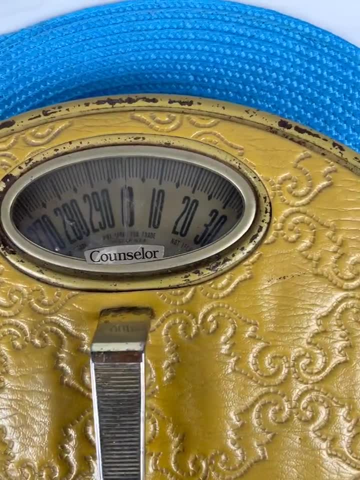 Vintage Counselor Bathroom Scale 1950s Yellow Embossed Vinyl Top