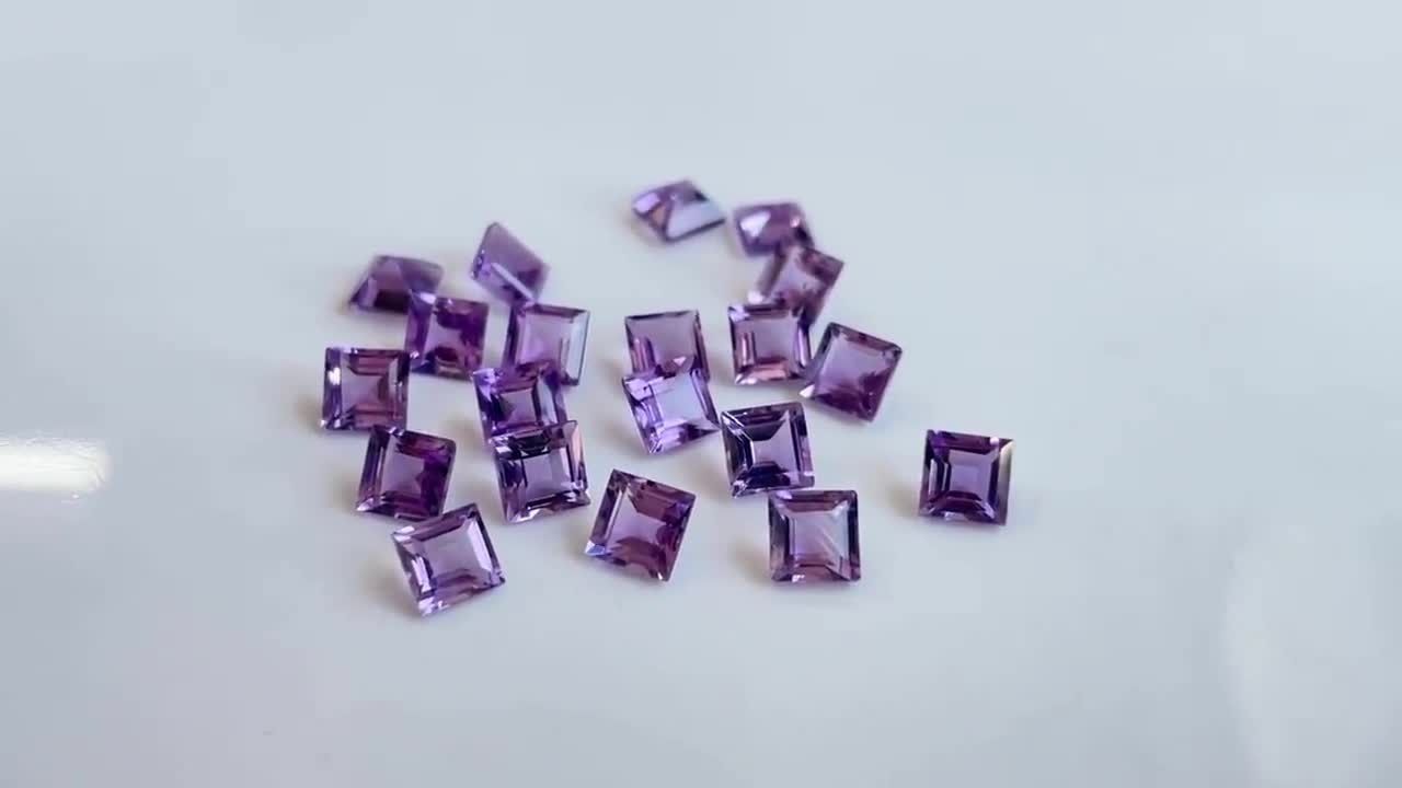 天然アメジスト スクエア 6 mm ファセットカット - AAA 最高品質ルース