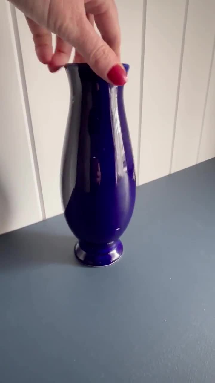 コバルトブルーの金箔装飾花瓶 コバルトブルーの金箔装飾花瓶