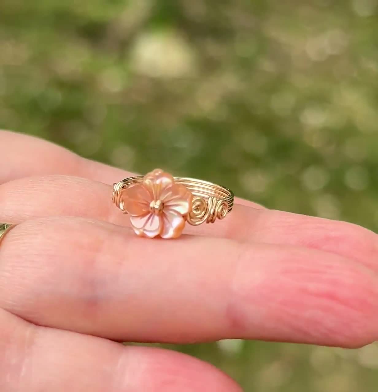 Fleur Du Paradis Ring. Dainty Pink Hibiscus Ring: Mother of Pearl