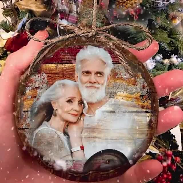 Resin Ornaments, Walking, Old People, Holiday Decorations, Old Men And Old  Ladies, Good Times, Along The Way, There Are Your Grandparents Ornaments,  Wedding Birthday Gifts, Room Decoration, Aesthetic Room Decor, Home  Decoration