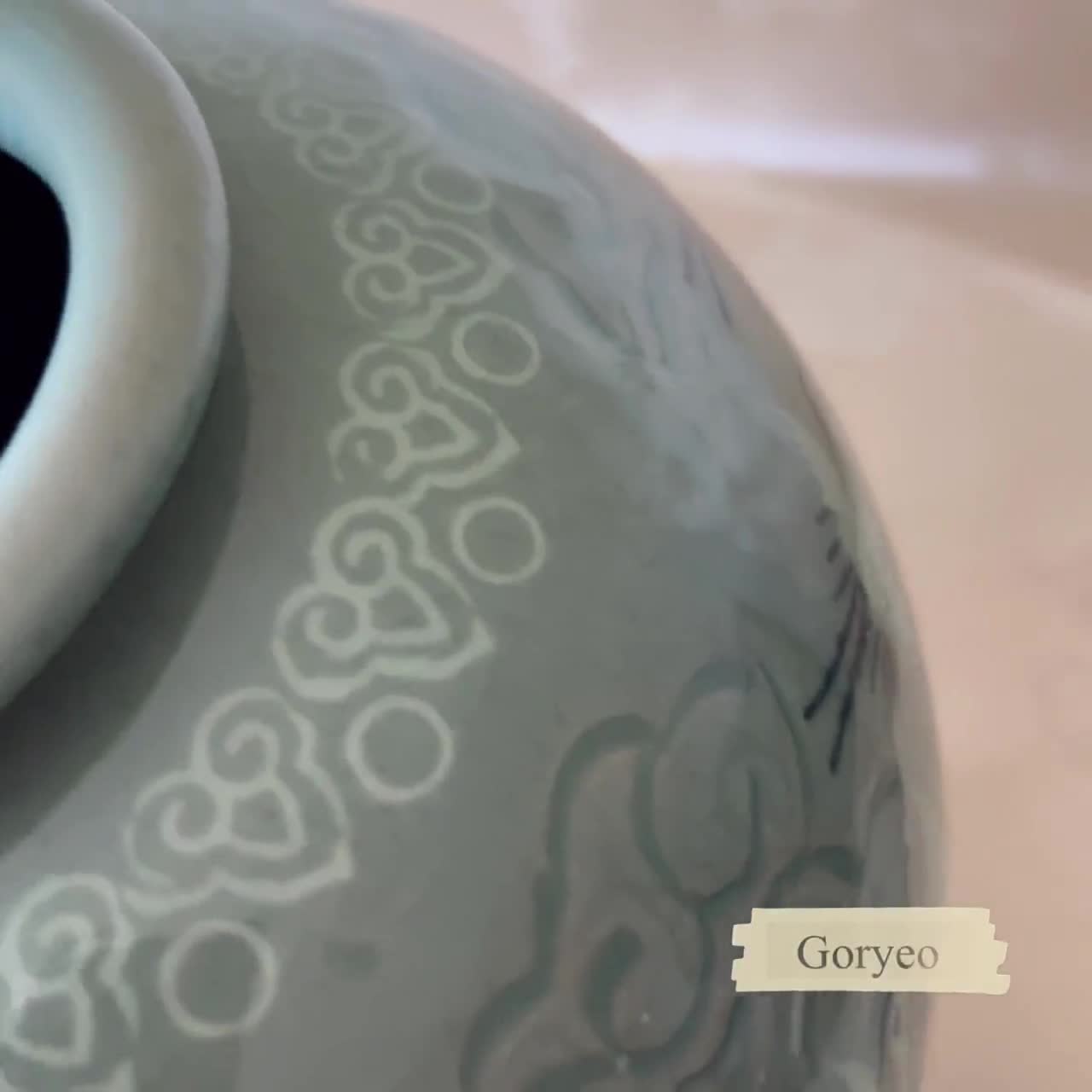 Unique Korean Traditional Handmade Celadon Vase With Inlaid