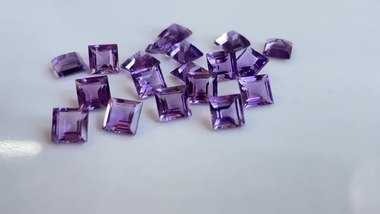 天然アメジスト スクエア 7mm ファセットカット - AAA 最高品質ルース