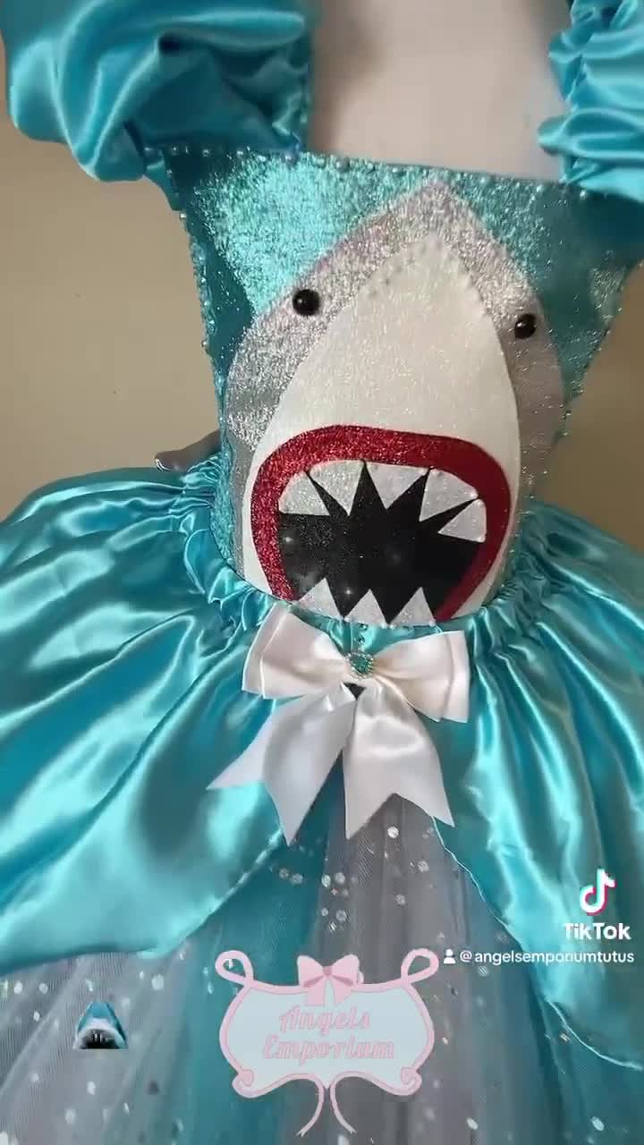 Luxury Jaws Theme Shark Fin Tutu Dress Fish Tail Halloween Costume Fancy Dress Animal Pageant Birthday Party Outfit Stage Wear Luxury Jaws Theme Shark Fin Tutu Dress Fish Tail Halloween Costume Fancy Dress Animal Pageant Birthday Party Outfit Stage Wear