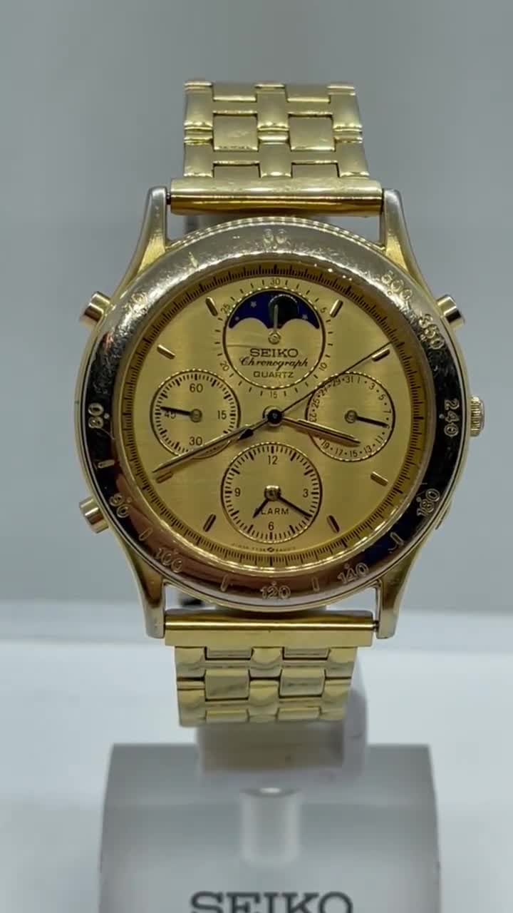 Vintage Seiko Moonphase Mens Quartz Chronograph Wristwatch 7T36 