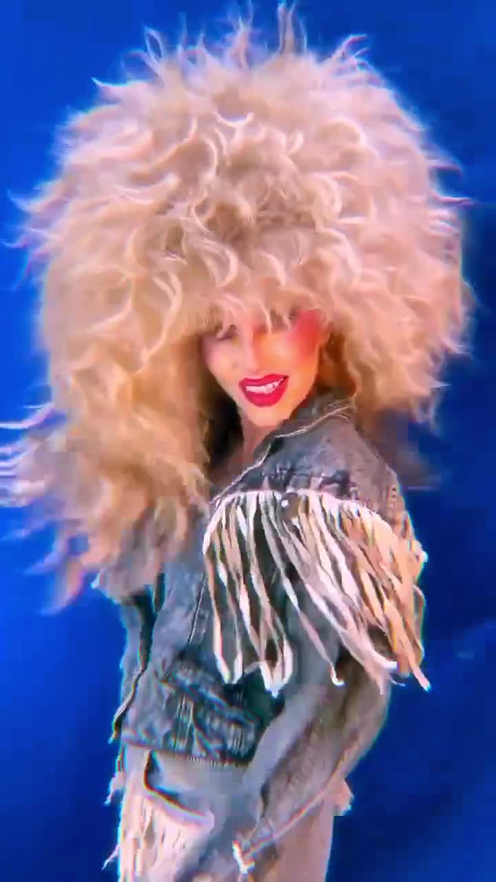 Peluca Rubia De Drag Queen Con Flores – Pelo Artificial Rizado Y Recogido, Estilo Glamuroso Para Fiestas, Carnaval Y Espectáculos