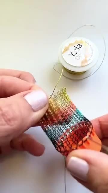 Wire crochet video tutorials with supply and tools