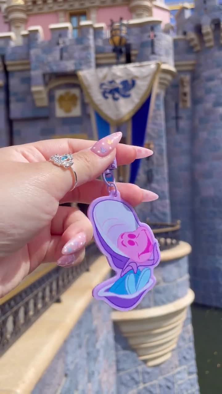 Alice in Wonderland Inspired baby Oysters Keychain Disney Inspired