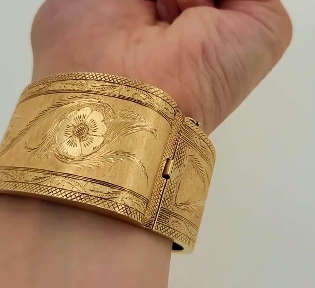 希少なハンドクラフトの彫刻入りヴィンテージ1950年代14Kソリッド 希少なハンドクラフトの彫刻入りヴィンテージ1950年代14Kソリッド