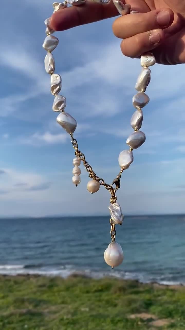 ネックレス・ペンダント Monday Edition _ MJxME Baroque Pearl String Necklace The Baroque Pearl Necklace Is Summer 2025's Perfectly