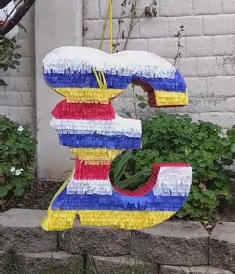 Toy Story number Piñata Jessie video poster