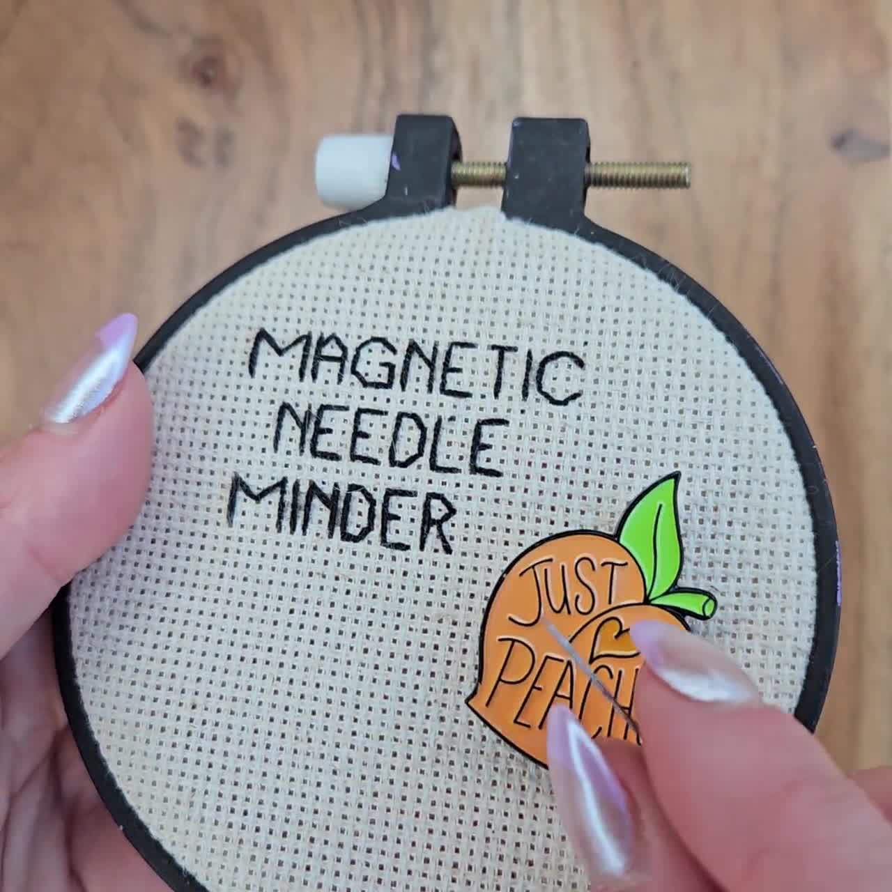 Kawaii Ghost Magnetic Needle Minder - Stitched Modern