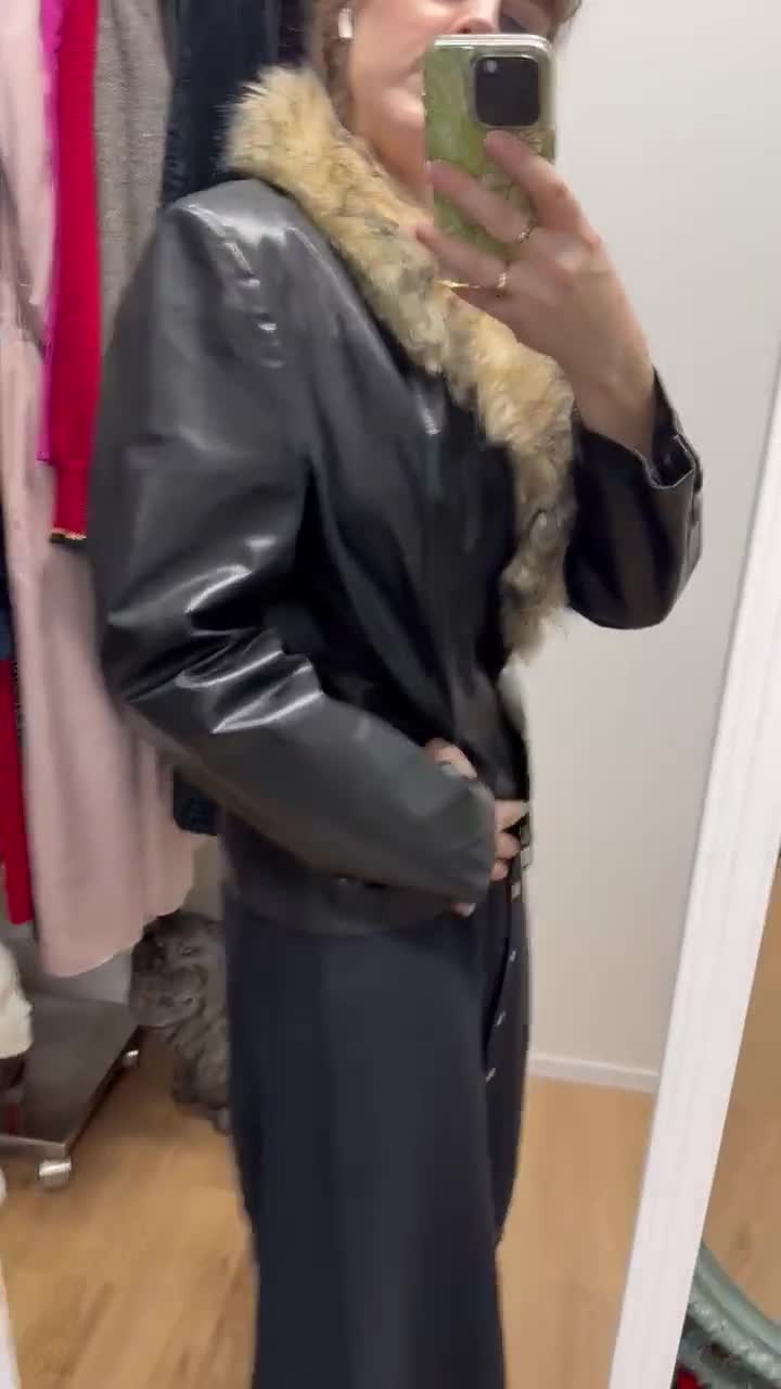 Vintage 90s Y2k Black Leather Jacket With Faux Rabbit Fur Collar