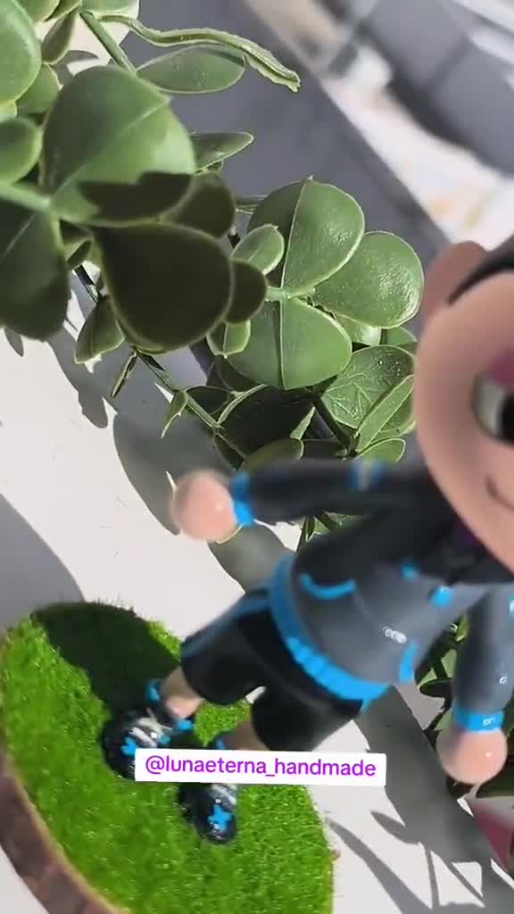 Anpassad figur av din Animal Crossing: New Horizons-karaktär | Färdig version eller gör-det-själv | Resintryck video poster