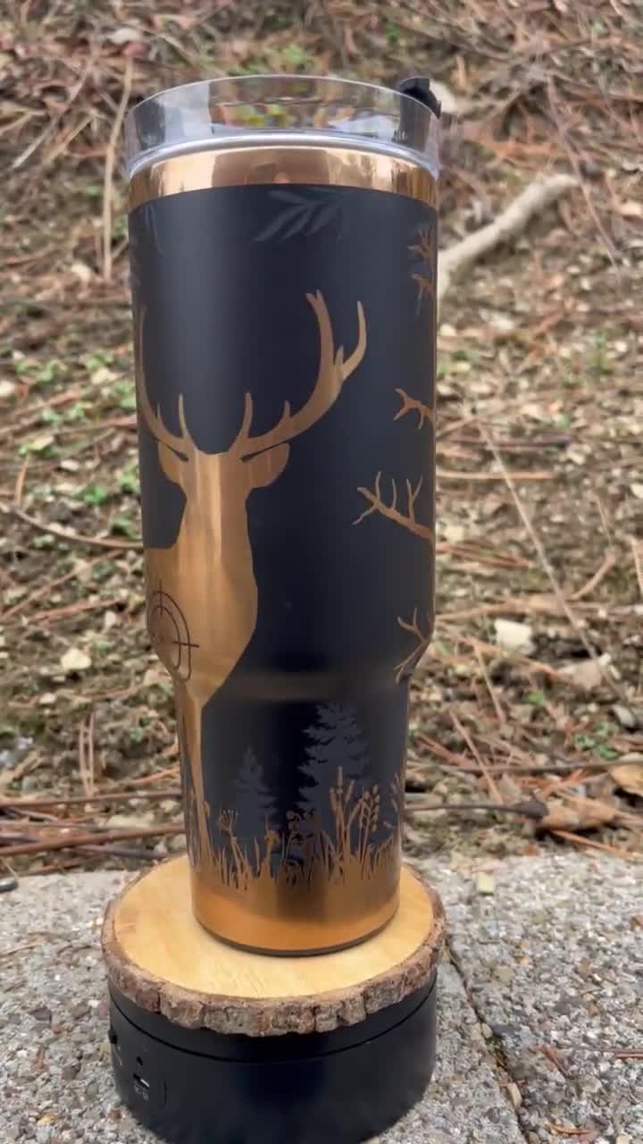 Deer Hunter Stanley Cup for Men, 40oz Tumbler With Handle, Hunting Fathers  Day Gift, Engraved Coffee Mug, Large Water Bottle 