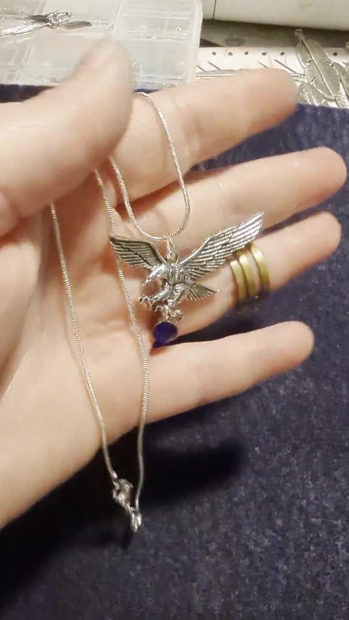 Resident Evil 4 Remake Ashley Eagle Necklace Silver Plated -  Portugal