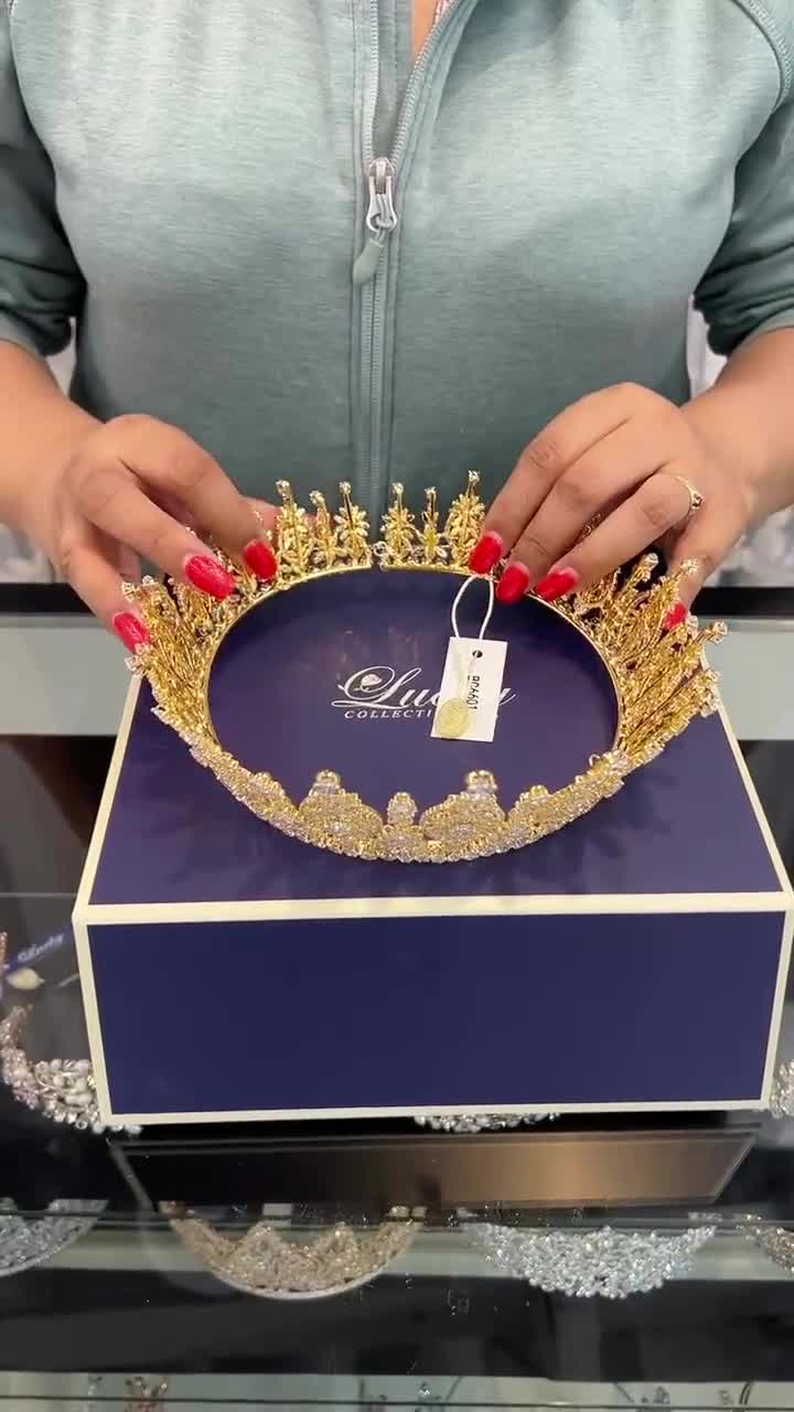 Quinceanera Tiara, Full Round Cubic Zirconia Crown - Etsy