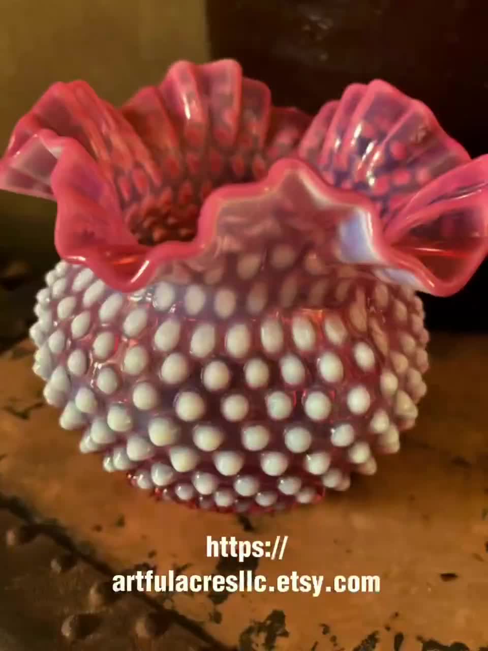 ヴィンテージ フェントン クランベリー オパールセント ホブネイル花瓶