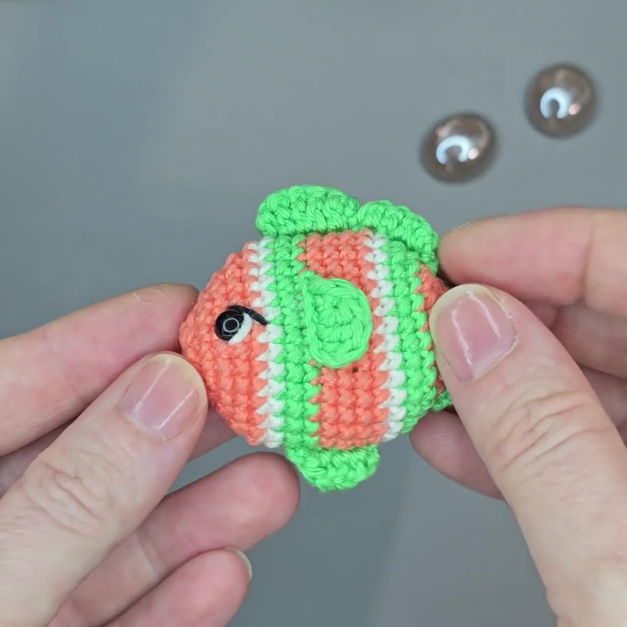 あみぐるみの魚 - かぎ針編みのパターン - Croxart - かぎ針編みの魚