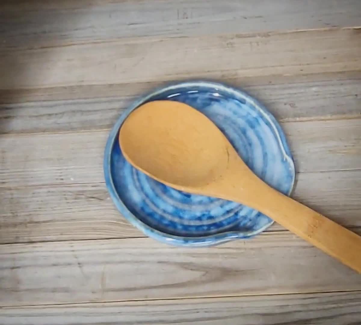 Porta cucchiaio in ceramica / poggia cucchiaio / porta utensili / poggia  cucchiaio in ceramica / poggia cucchiaio da fornello / San Valentino /  regalo per il cuoco -  Italia