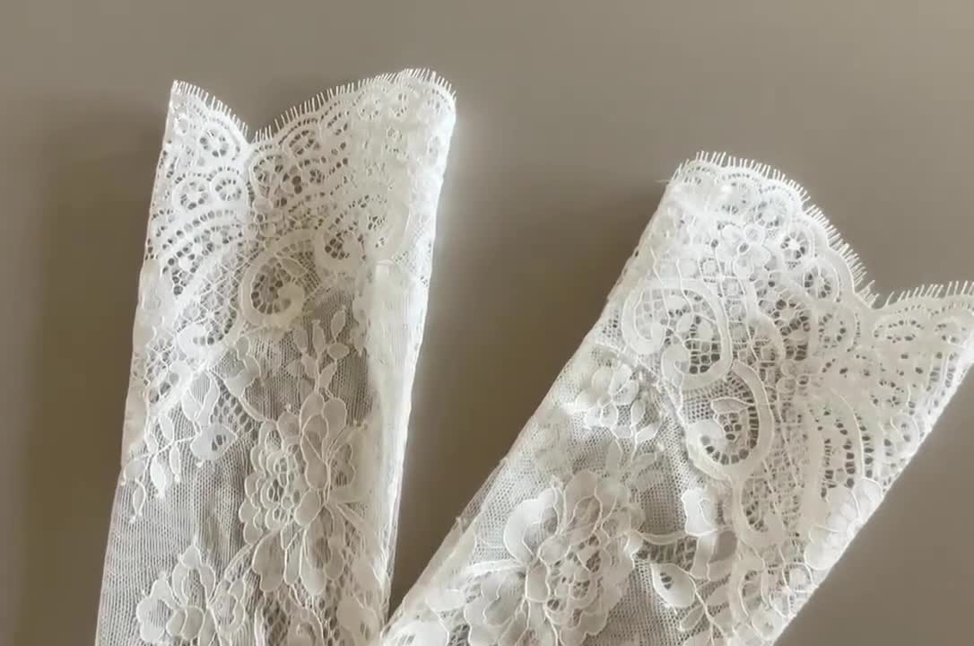 Neer Guanti da Opera Semi Trasparenti Lunghi in Tulle per Donna (Bianco, 28 Pollici