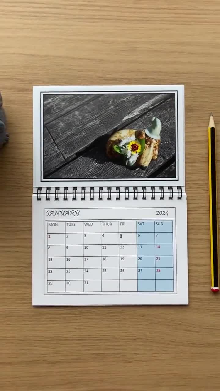 Calendario da frigorifero per l'intero anno 2024 per la cucina, calendario  magnetico fatto a mano per il frigorifero, inizio qualsiasi mese calendario  fotografico regali magneti da frigorifero -  Italia
