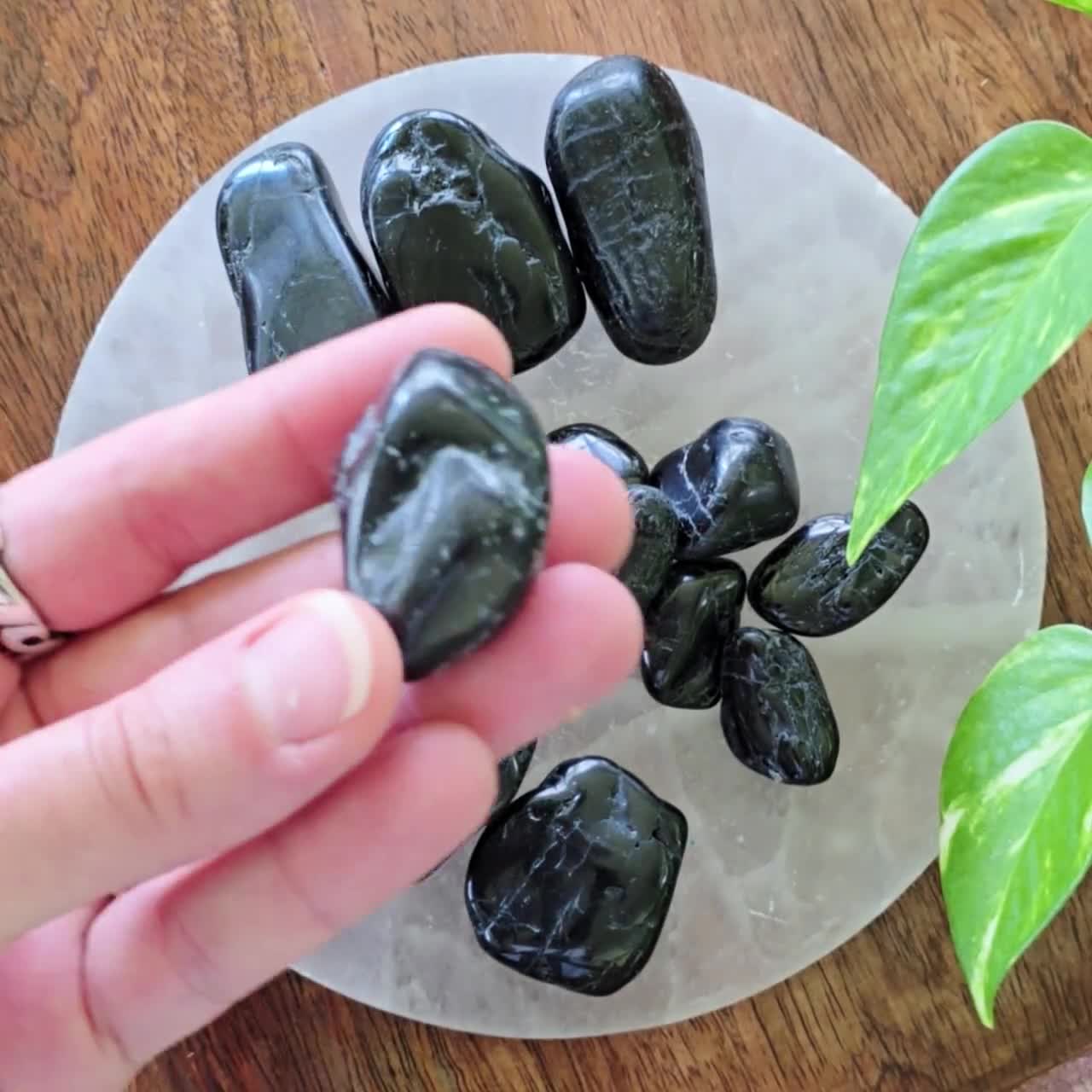 ブラックトルマリンタンブルストーン - Etsy 日本