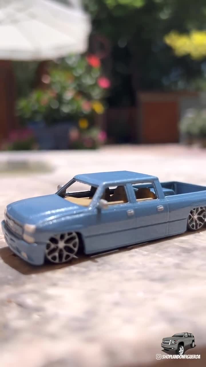 1/64 2006 silverado / cateye lowered model kit.