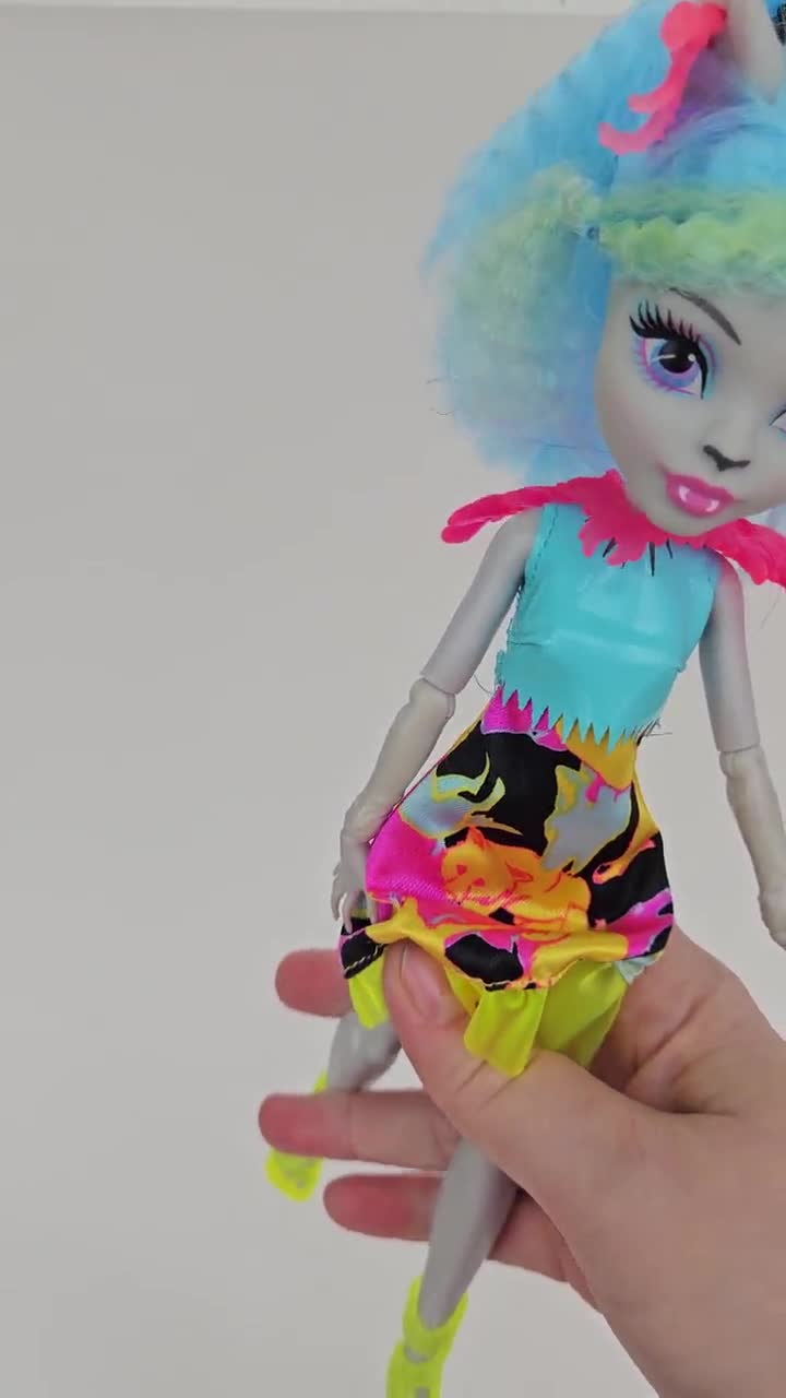 Monster High Doll for Collectors OOAK Repaints Playing Electrified Monstrous Hair Hair Rising Ghouls Freaky Fusion Recharge Chamber