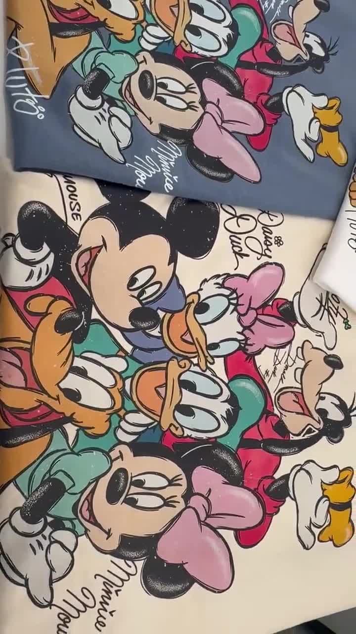 Camiseta Comfort Colors Disney a cuadros de Rayo McQueen, Camiseta Disney Cars, Camiseta Disney Pixar Cars, Camiseta Cars Family Vacation 2026 video poster