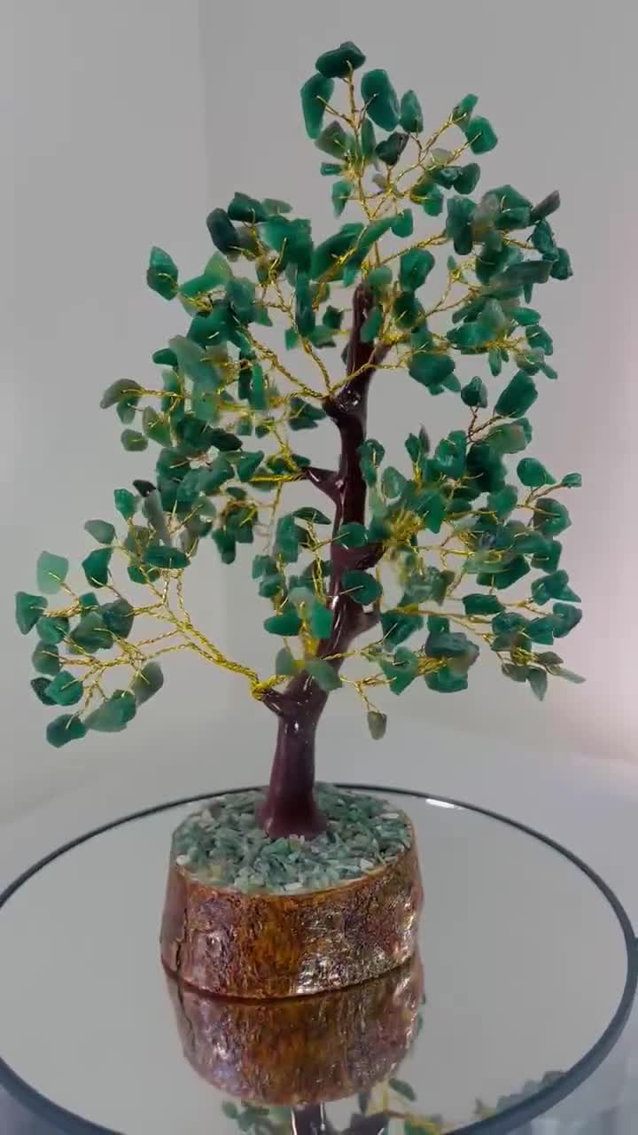 Albero di cristallo di giada verde, avventurina verde 300 albero di  cristallo di pietra, albero di pietra preziosa di cristallo curativo, albero  bonsai albero della vita, albero di Chakra -  Italia