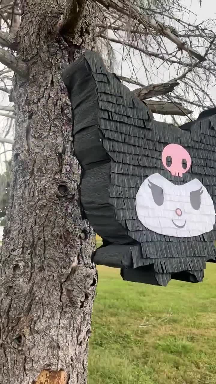 Kurom pñata | Festas de cumpleaños del gato, Festas de hello ktty