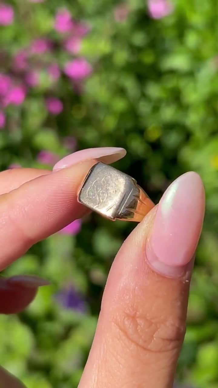 Vintage 9ct Gold Signet Ring - Etsy