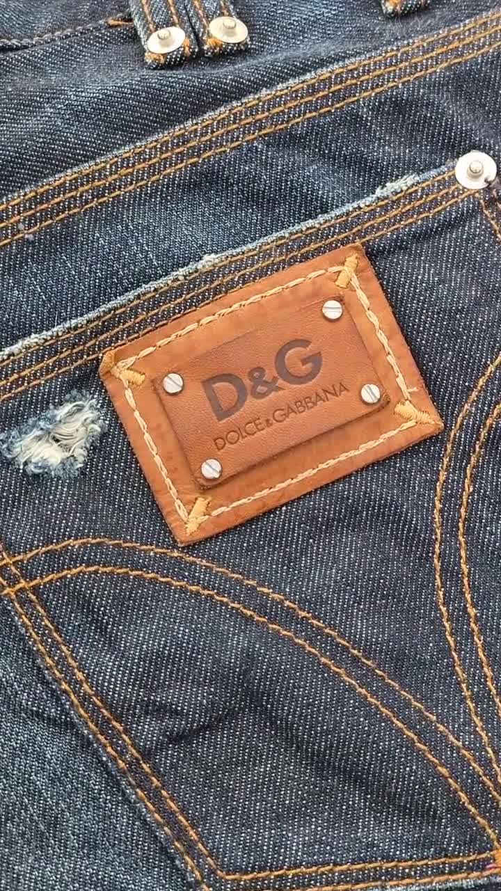 ドルチェ&ガッバーナ Y2K メンズジーンズ:ダメージ加工デニムパンツ ドルチェ&ガッバーナ Y2K メンズジーンズ:ダメージ加工デニムパンツ