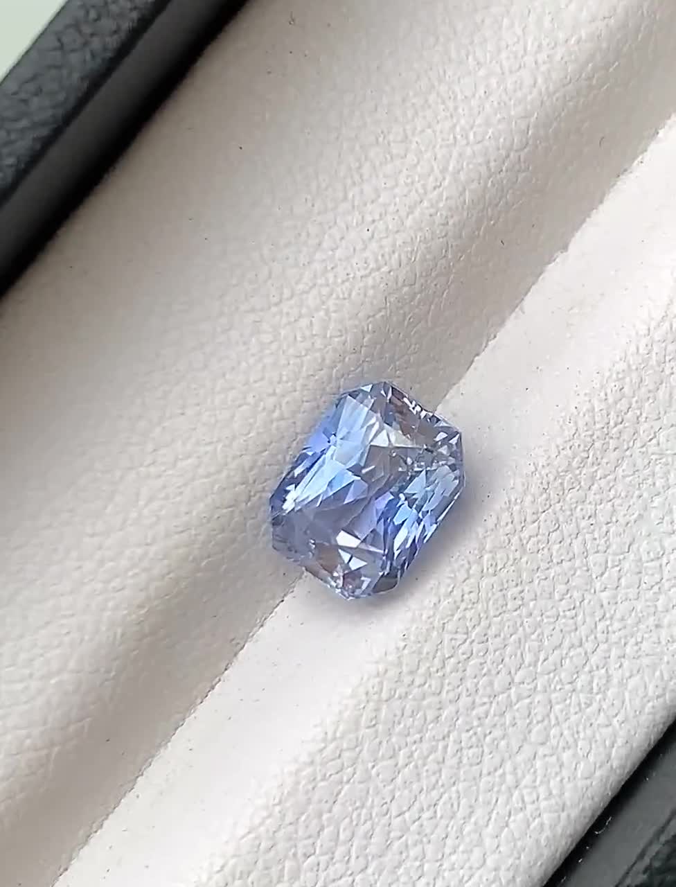 3.1 Ct Natural Bi-colorish Light Blue Sapphire Brilliant Radiant