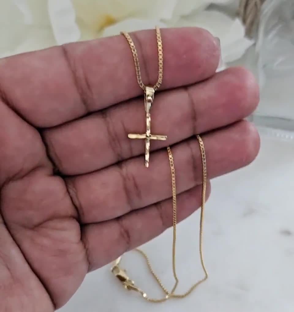 Collar Cordón con Medalla con Baño de Oro con Virgen Niña y Cruz de Ná