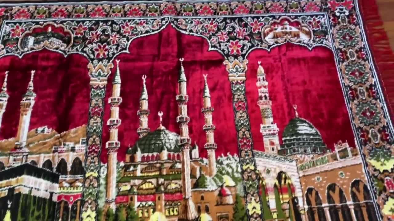 Turkish Kaaba Wall Tapestry – Islamic Velvet Mosque Art – Masjid al-Haram Mecca Decor – Muslim Prayer Room Gift – Hajj Umrah Ramadan Decor video poster