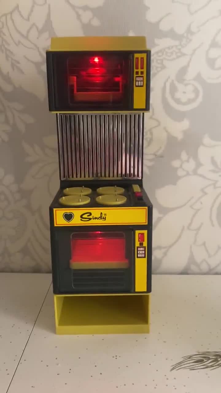 Vintage Sindy Electric Stove and Oven | Working Lights & Timer Vintage Sindy Electric Stove and Oven | Working Lights & Timer