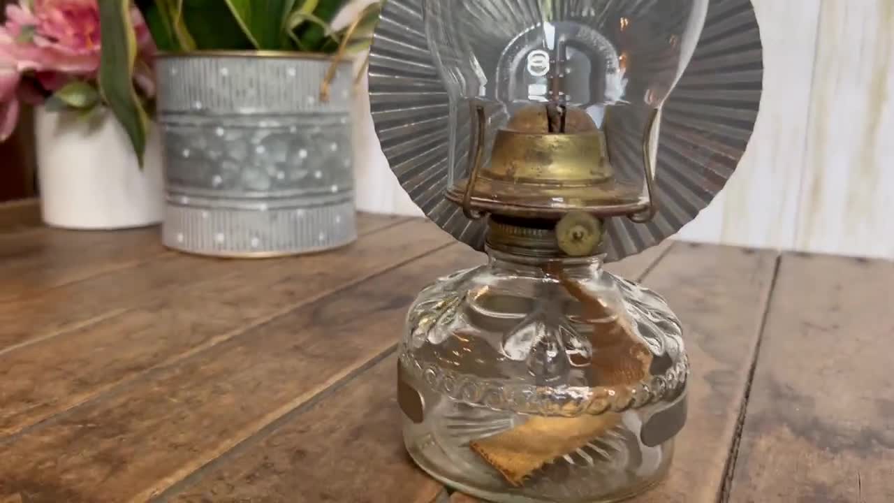 Antique Eagle Oil Lantern 33-0-69 - Made in USA - Pat Pending