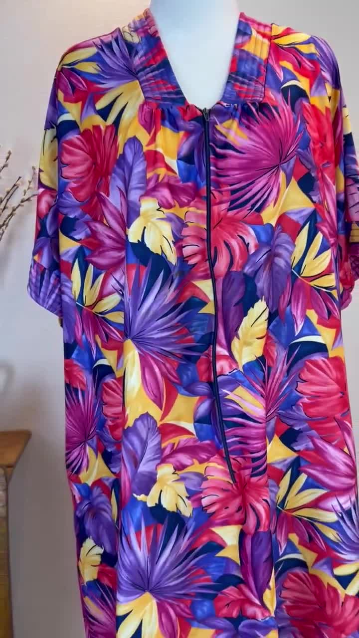 1980s Hawaiian Print Mumu Dress: Vibrant Vintage Loungewear - Etsy