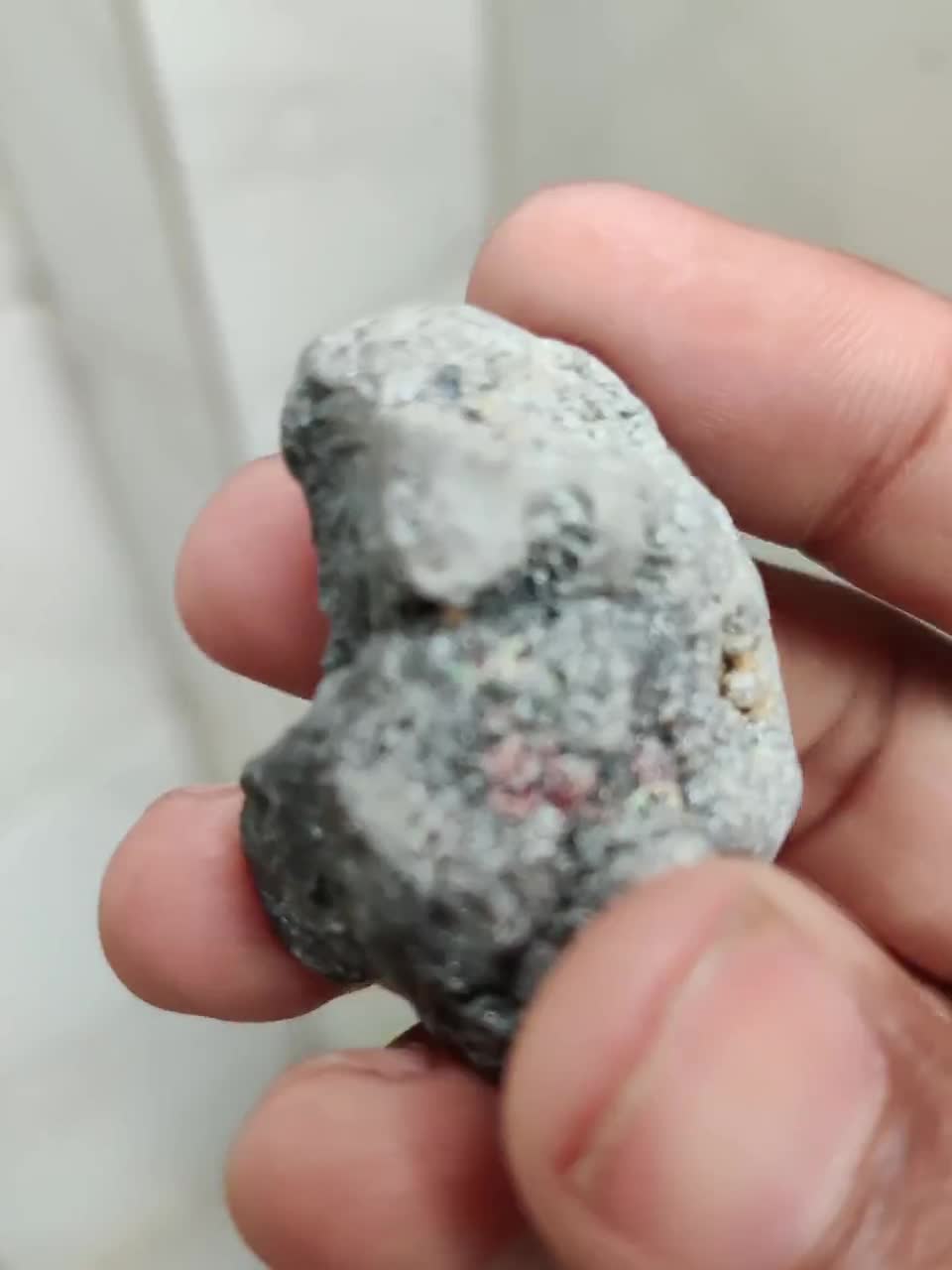 Rough diamond (sawable) 0.047ct rough stone