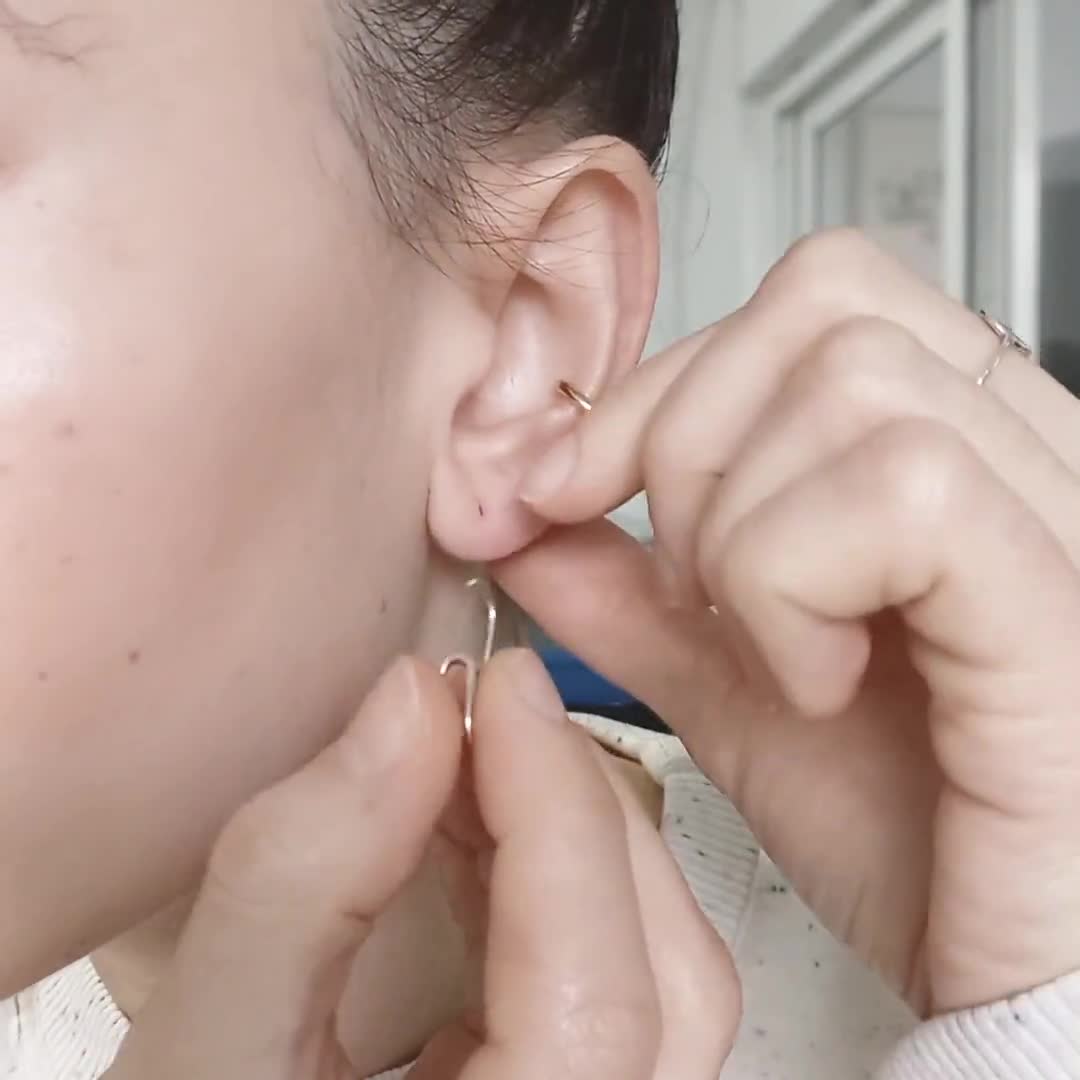 Double S Lobe Cuff · Custom size · Modern suspender earrings · Ear hangers  · Tiny bar stud · Geometric earrings · Edgy earrings · Ear jacket
