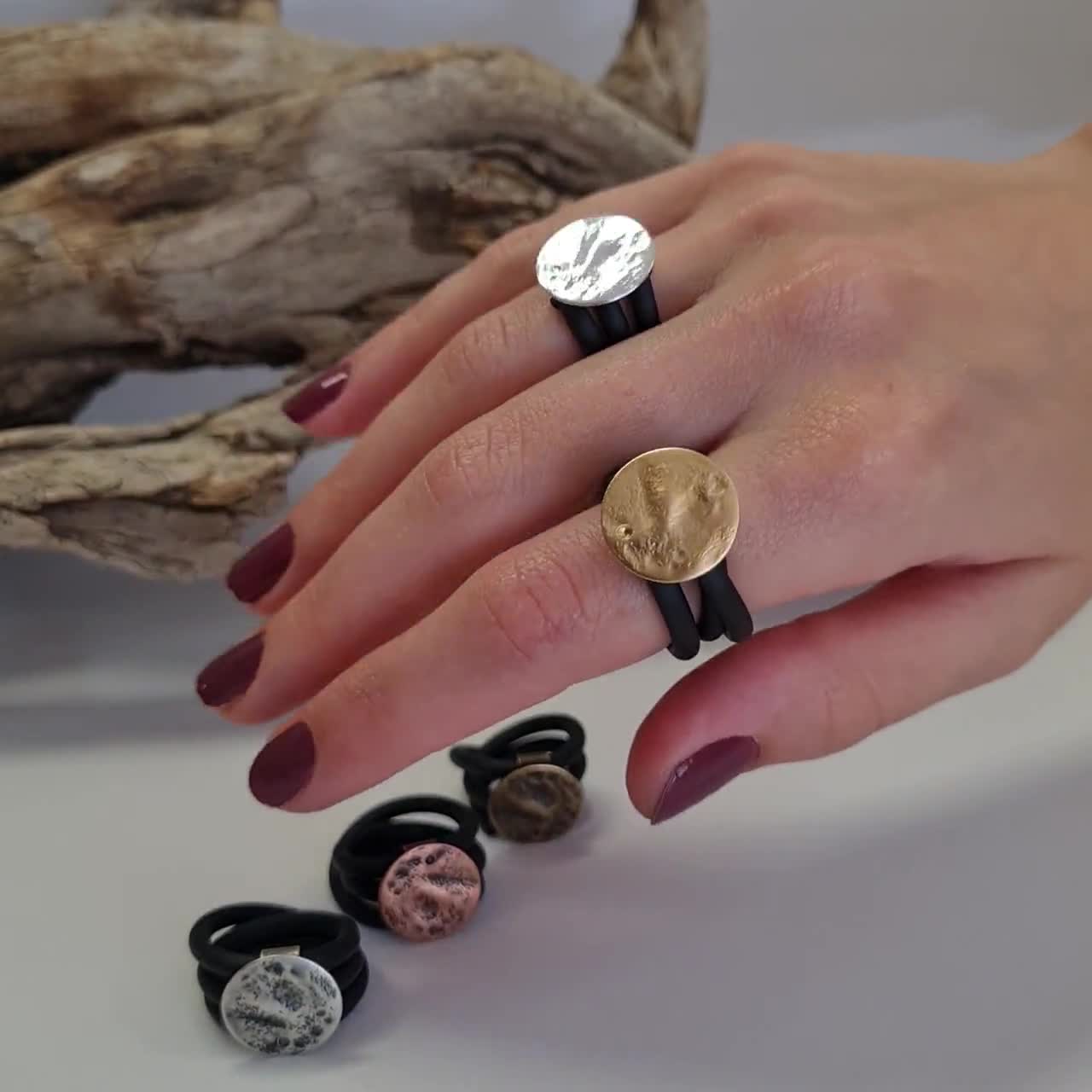 Fitness Ring Gifts, Multi-Layer Rings, Rustic Statement Rings, Textured  Disc Ring, Black Silicone Ring For Women, Hammered Circle Ring,