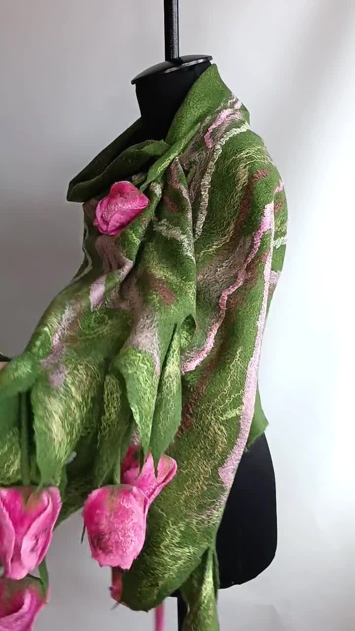 ＊韓国＊［FRAGFARM］Butterfly Needle Flower Scarf Set T 3C 7814_source_1736876885.jpg