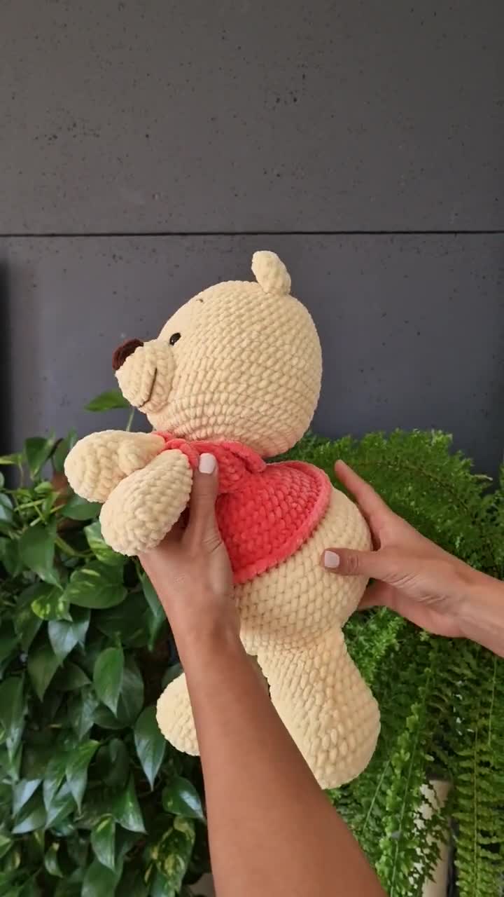 かぎ針編みのクマのくまのプーさんの編み図 | ハニーベアのあみぐるみ