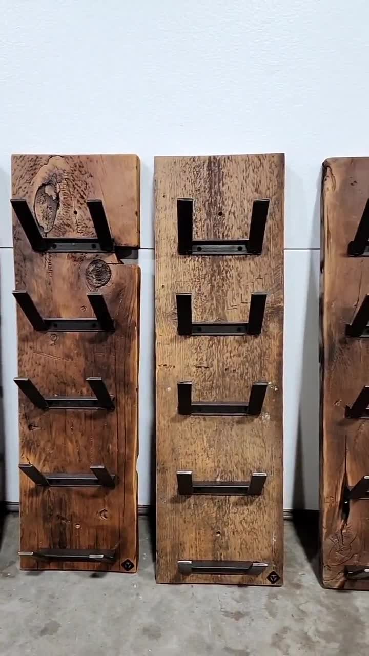 Botellero de pared MODULAR en madera natural de pino y acero