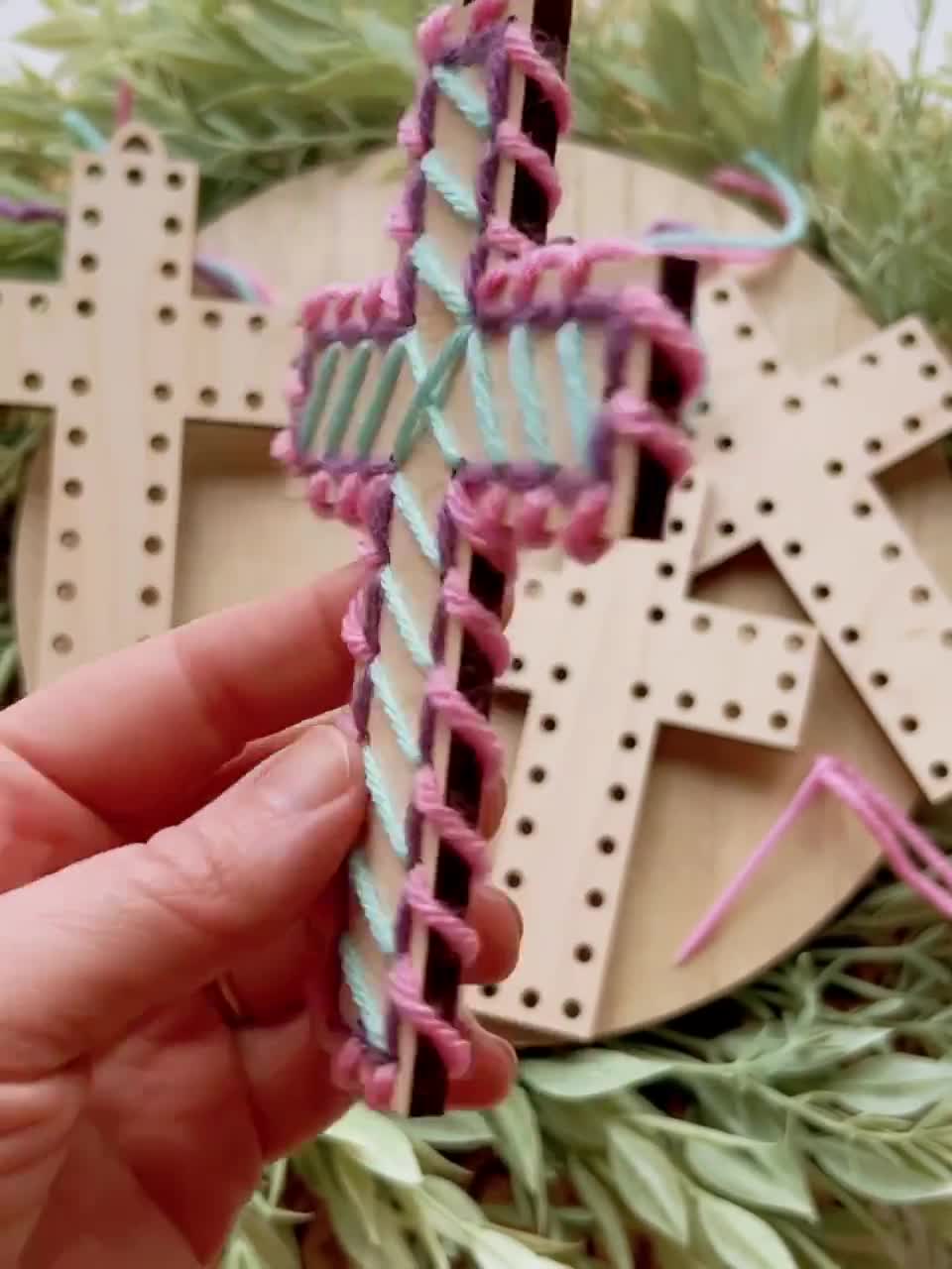 Blueweenly 30 Sets Cross Crafts For Kids DIY Christian Bible Crafts Sunday School Vbs Supplies Religious Wooden Cross Sticky Boards With Tissue Paper Beads Gift For Church Activities