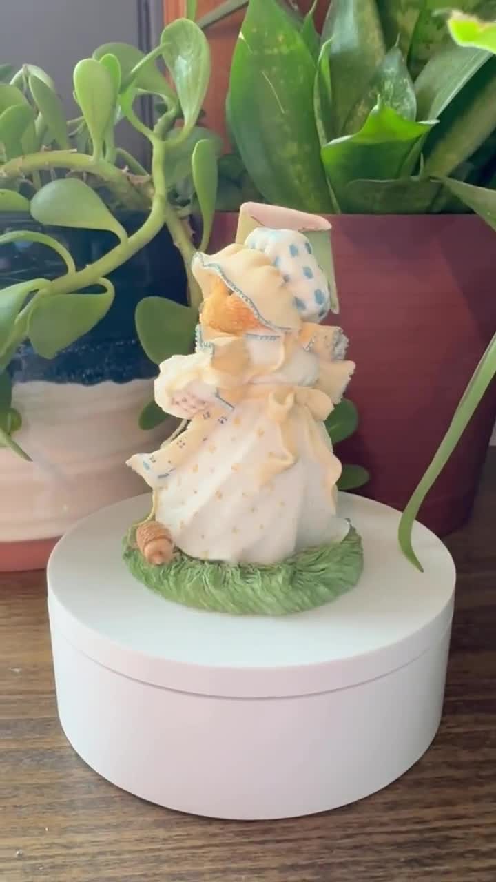 Cherished Teddies * Megan - Spring Brings A Season of Beauty