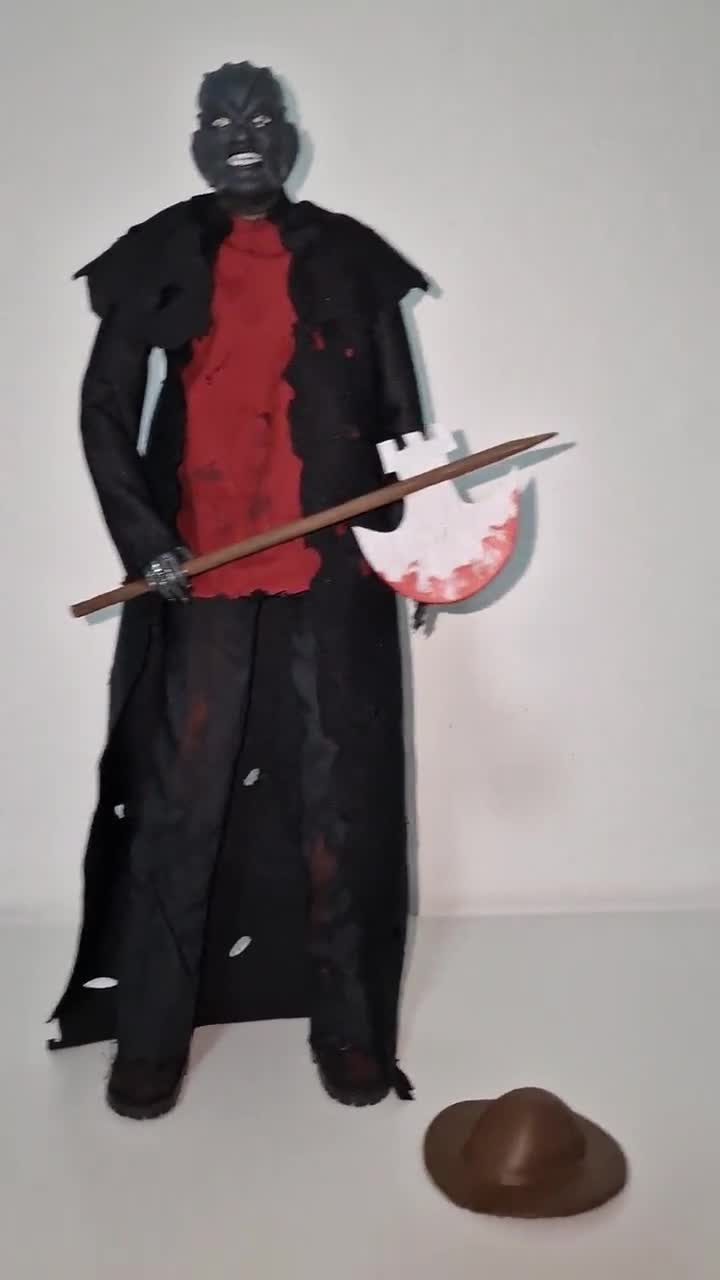 ジーパーズ・クリーパーズ ホラーフィギュア 1/4スケール 武器付き